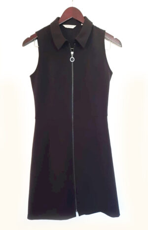 Robe noir sans manches