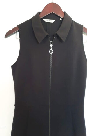 Robe noir sans manches