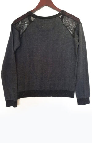 Pull Gris dentelle aux paules