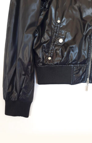 Blouson noir lger
