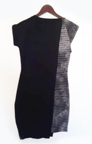 Robe noi et gris
