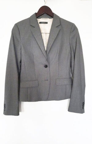 Veste grise a rayures