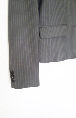 Veste grise a rayures